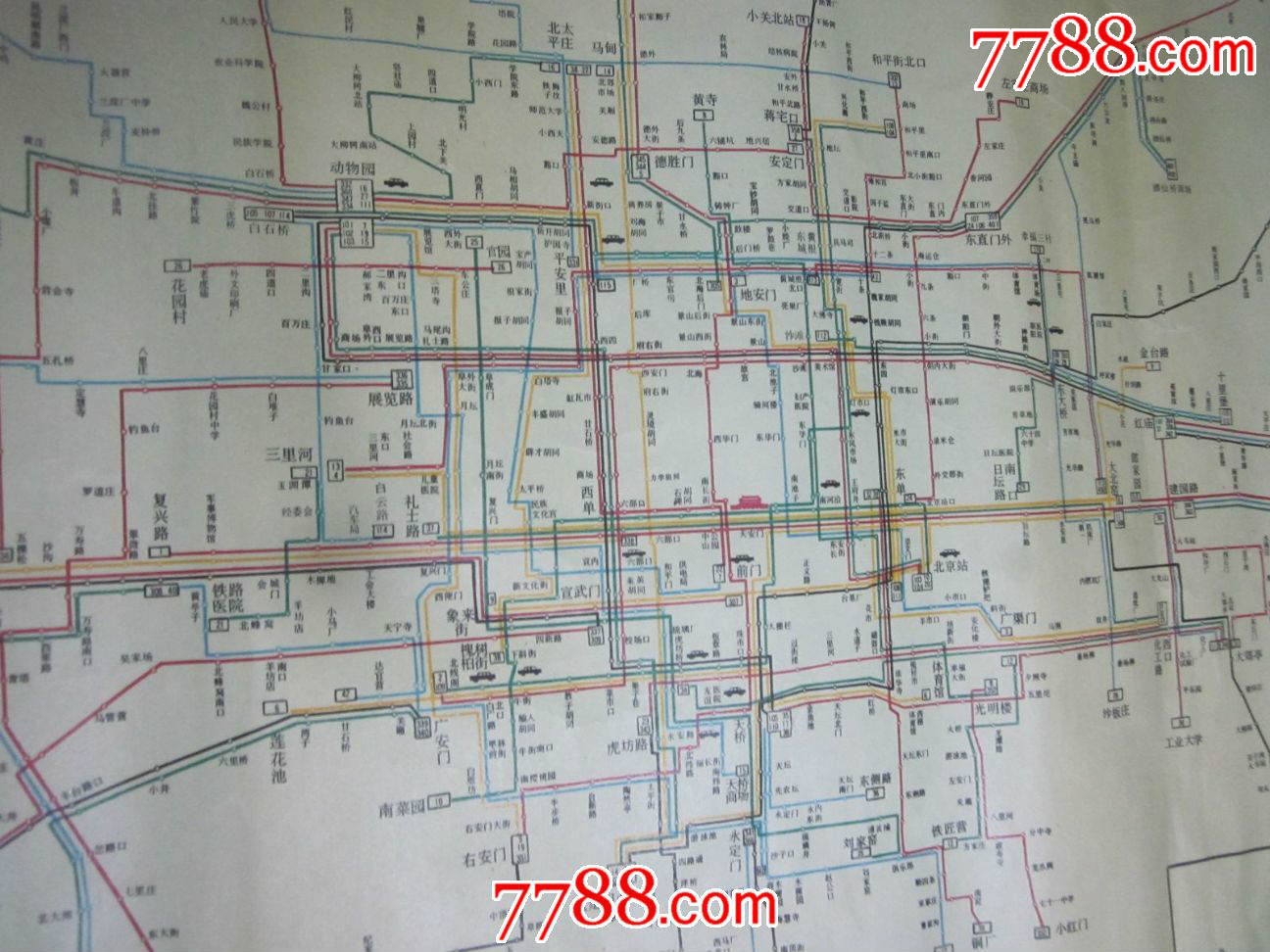 少见1979年北京市公共交通线路示意图,2开