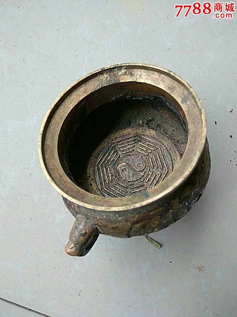 老式香炉