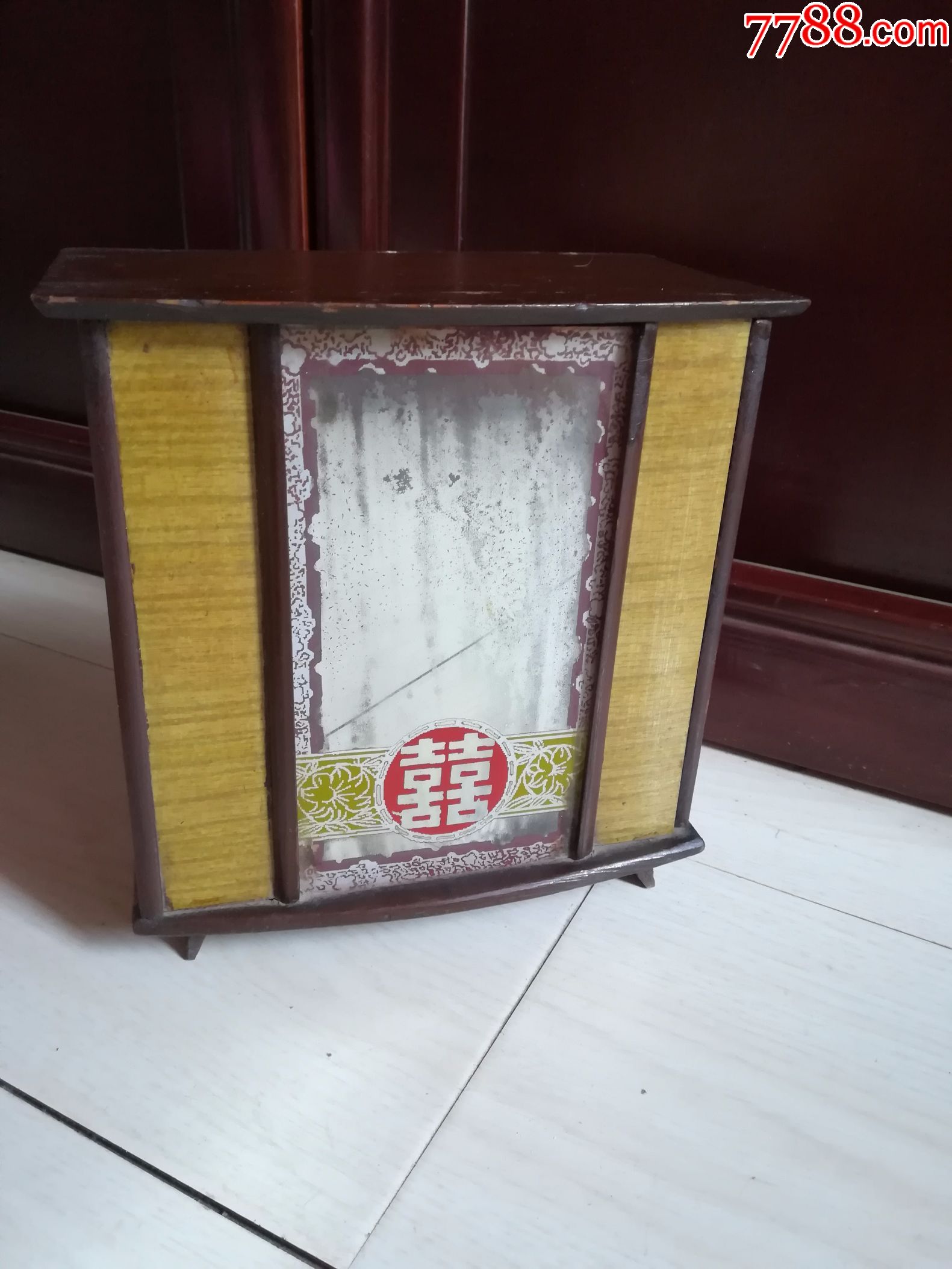 怀旧经典收藏八十年代红双喜立式木头小立柜尺寸19.5*12*21