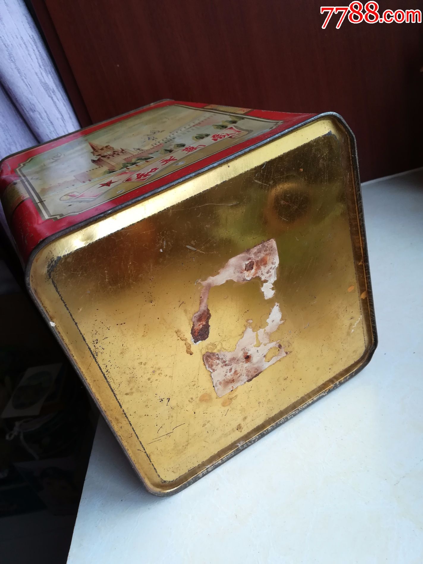 怀旧经典收藏五十年代和平万岁和平鸽图案糖果饼干老铁盒