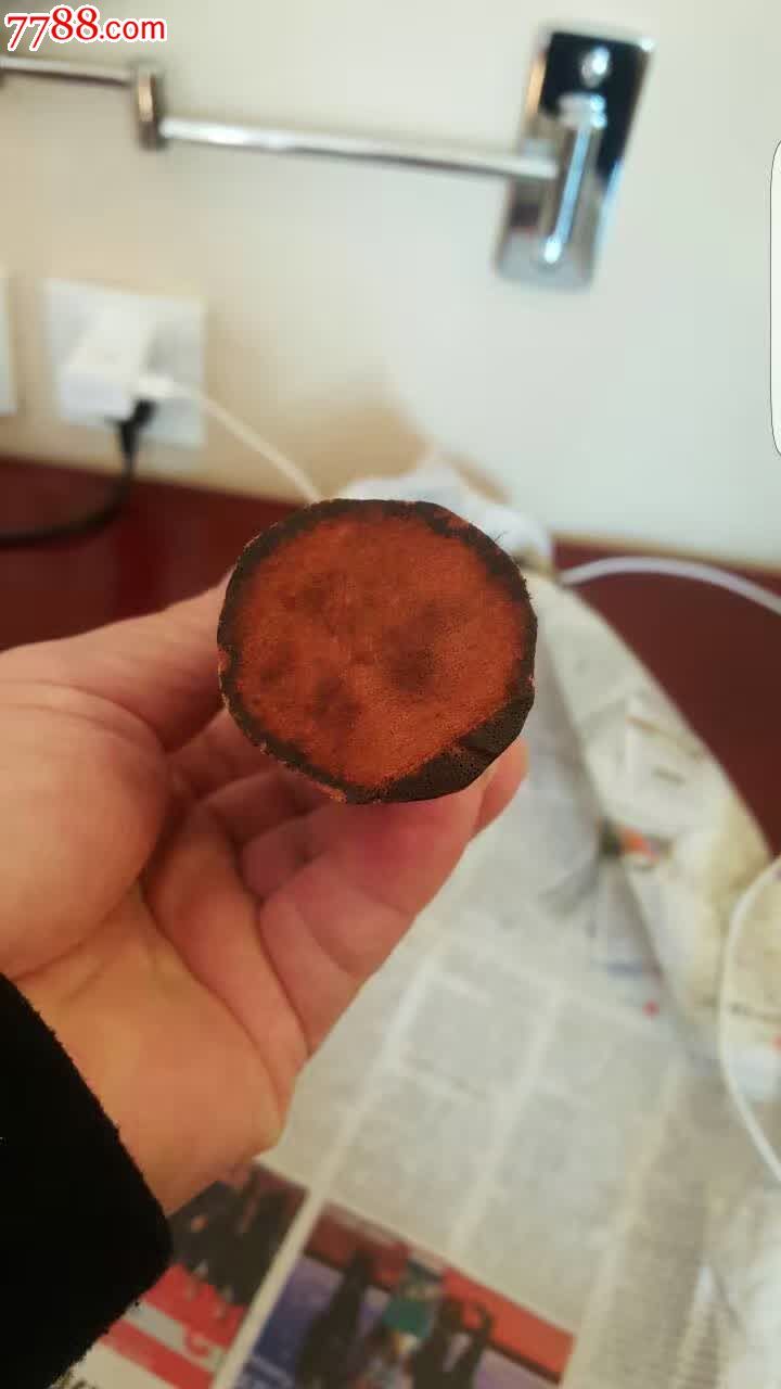 手握3尺剑孤身一人行