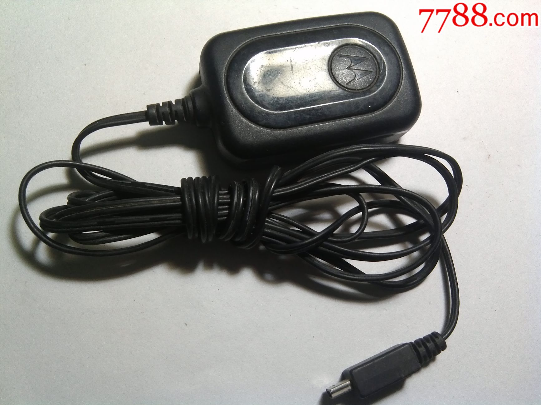 摩托罗拉充电器