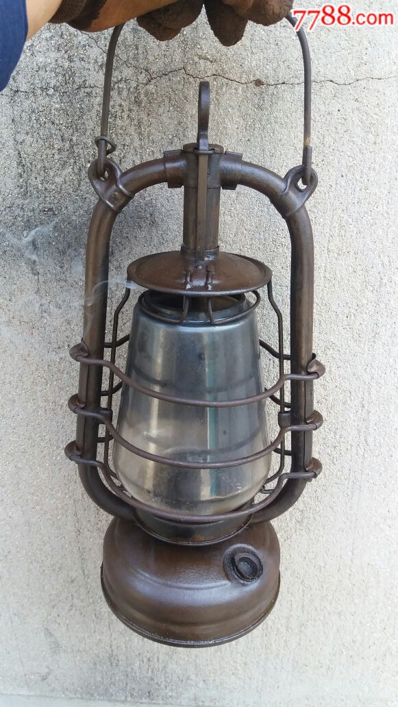 清末民初德国进口美最时洋油灯,一流品相.抗战军民共用.外表油灰包浆