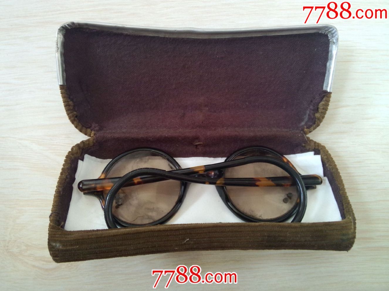 明清时期老玳*框水晶石眼镜一副