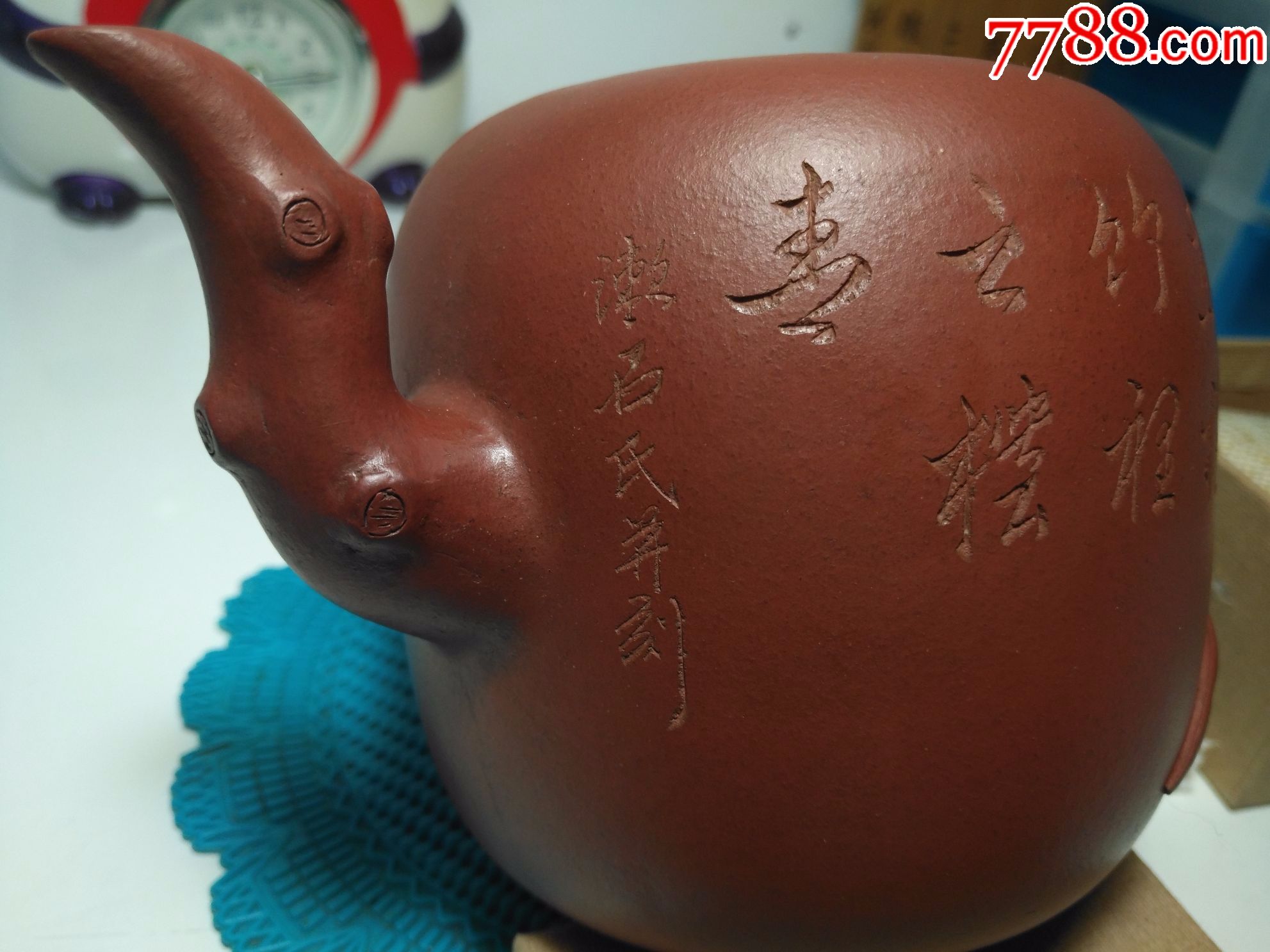 蜀山合作社紫砂壶:名家任淦庭刻,传世包浆自然,刻绘老辣