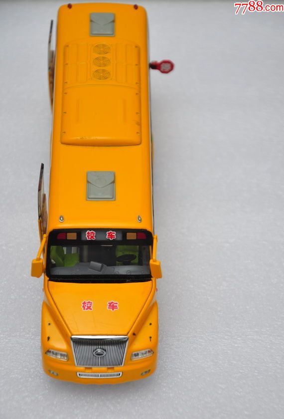 【原厂正品】宇通学童校车zk6100da比例1:42汽车模型