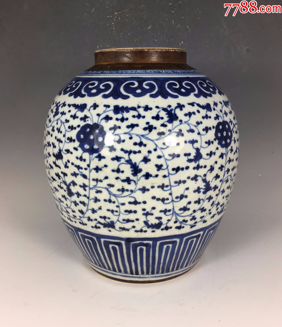 清乾隆满工缠枝莲青花大罐全品