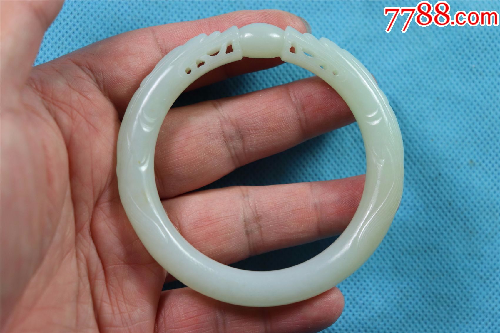 库存创汇时期和田双龙戏珠手镯_和田玉_湖北钟祥市文物商店【7788旧书网】