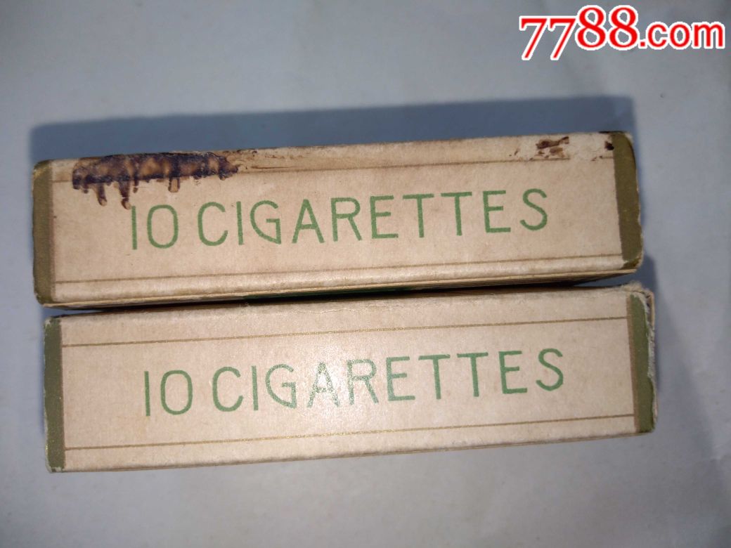 两个百雀牌香烟盒