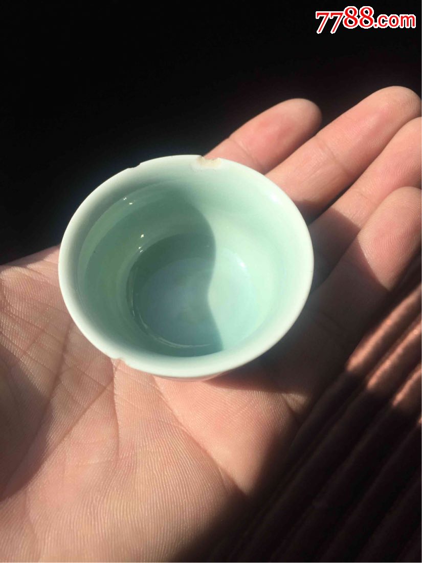 清代影青瓷酒杯