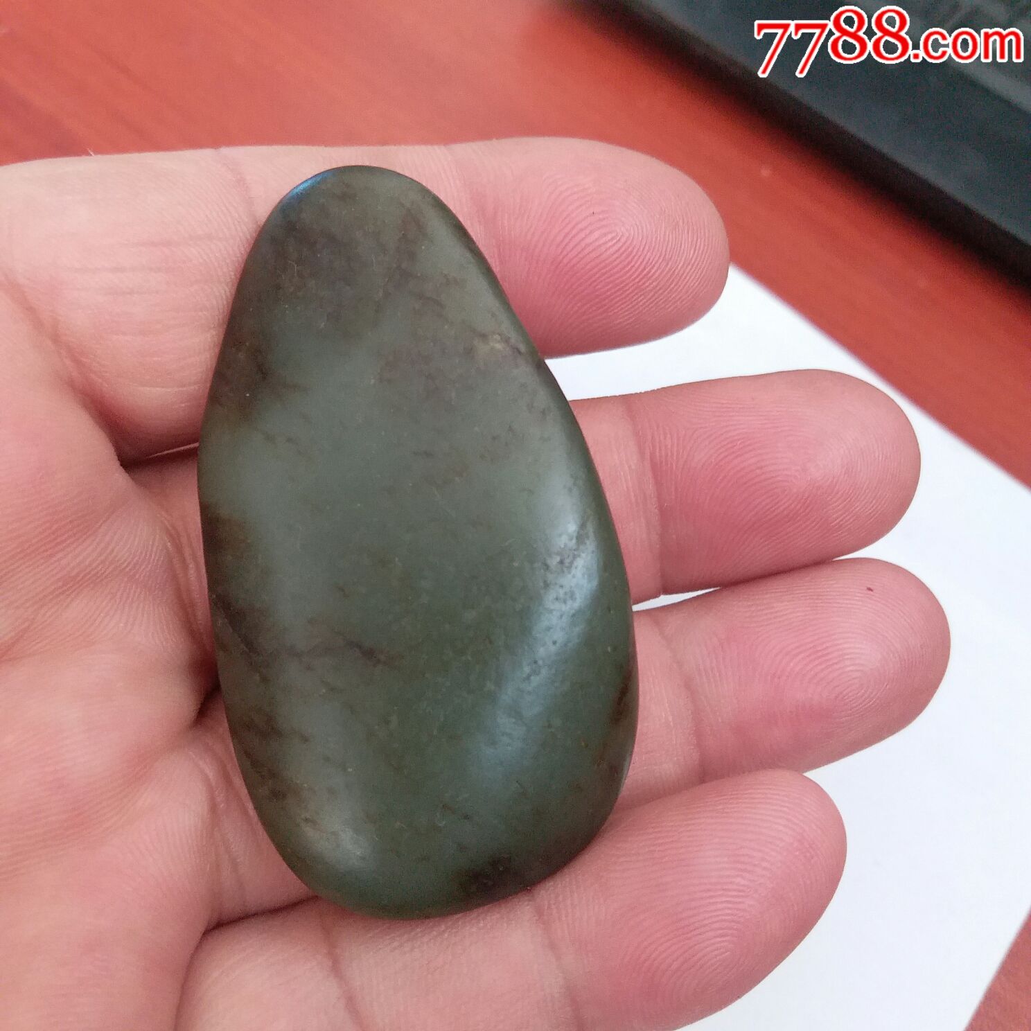 和田青玉籽料之沙枣青