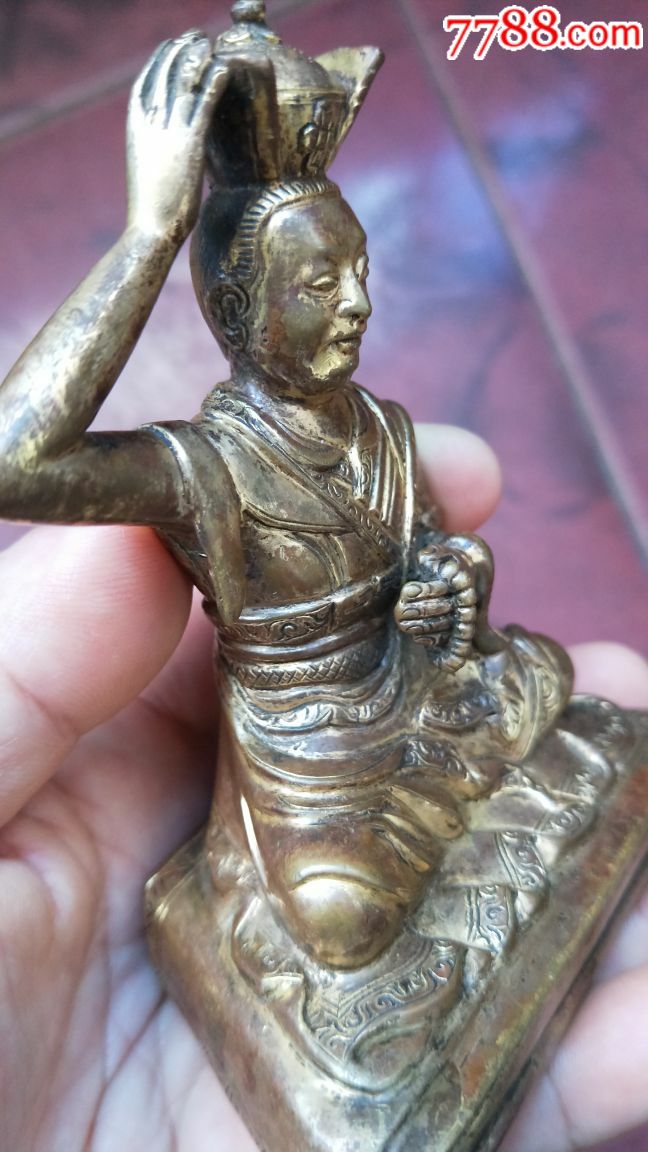 藏传噶玛巴活佛铜鎏金佛像