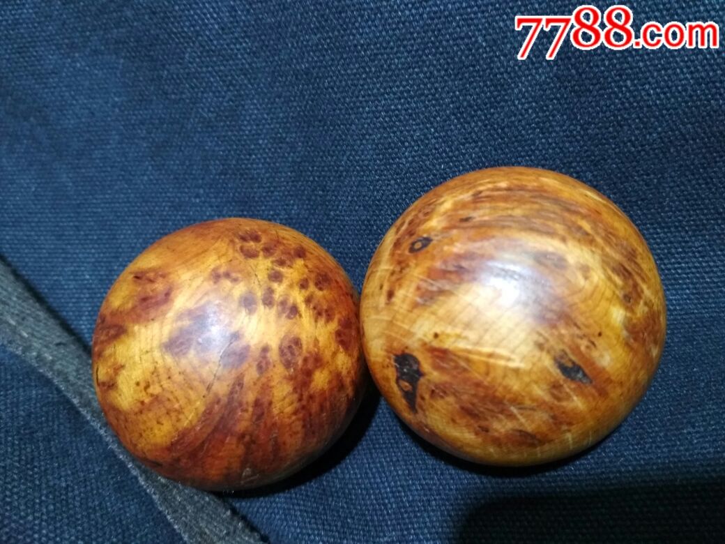 满瘤疤崖柏健身球一对5cm