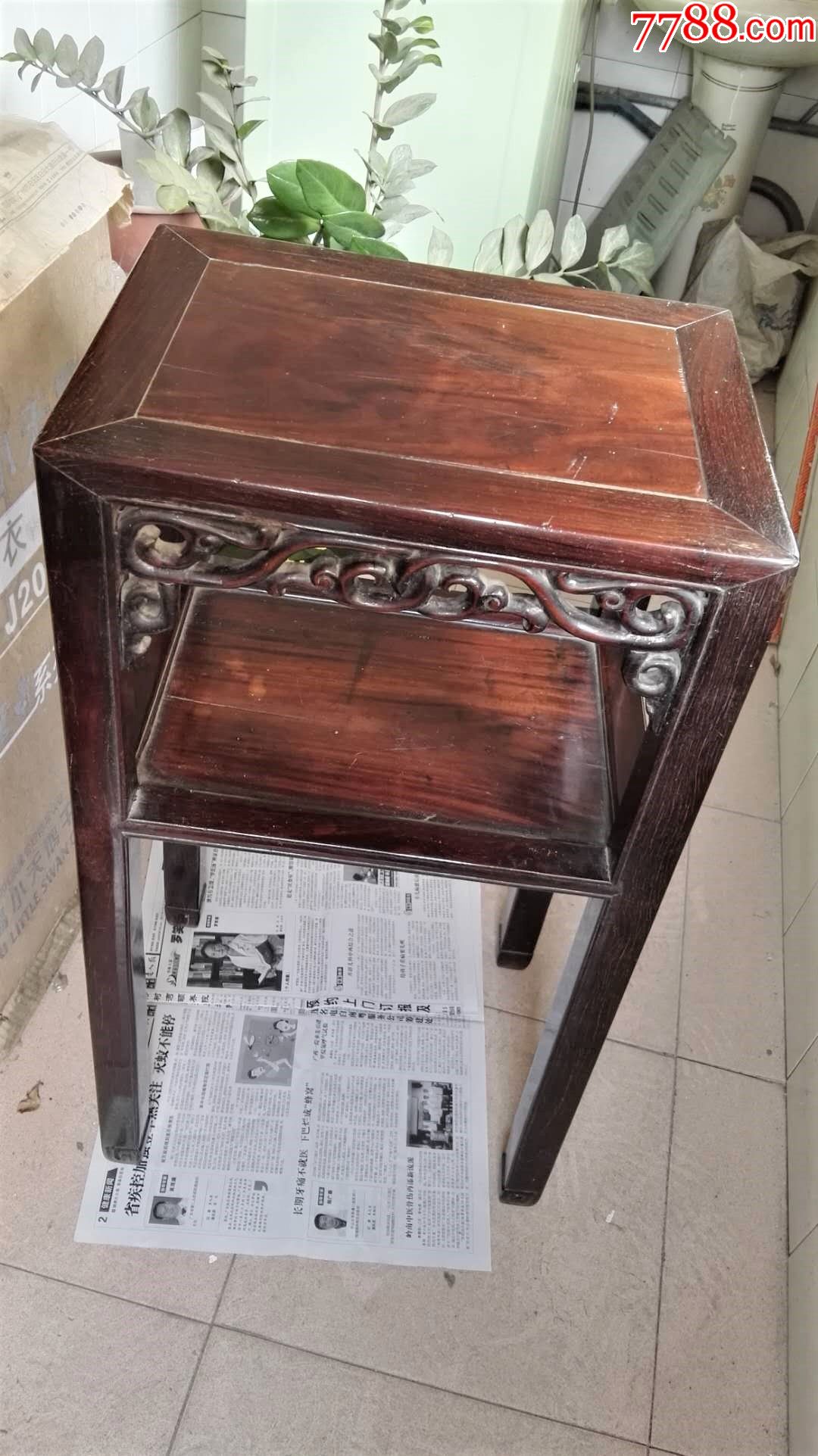 民国酸枝缠枝纹花几