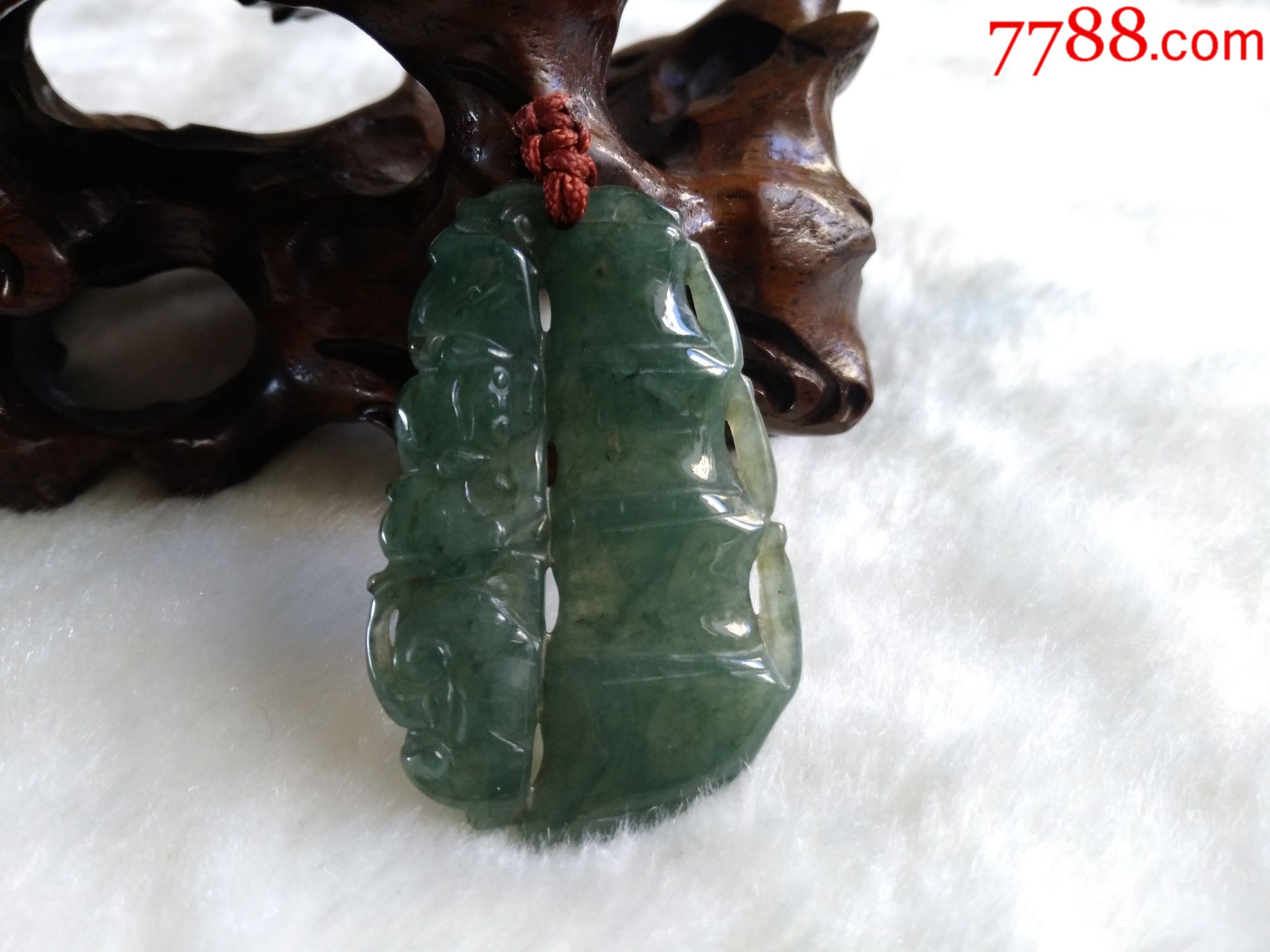 冰种油青翡翠竹节