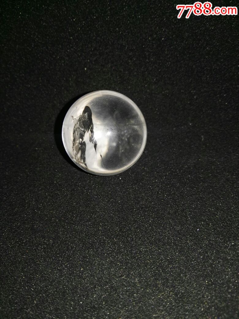 瑕疵天然水晶球(有天然棉絮和裂,无缺口)