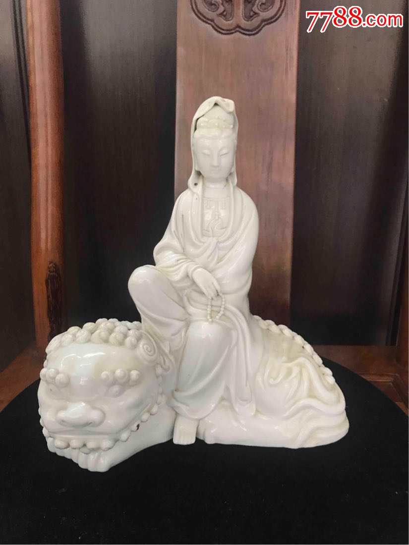 80年代骑狮观音