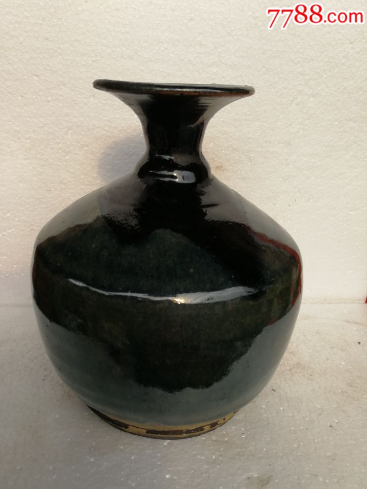 清代黑釉玉壶春瓶