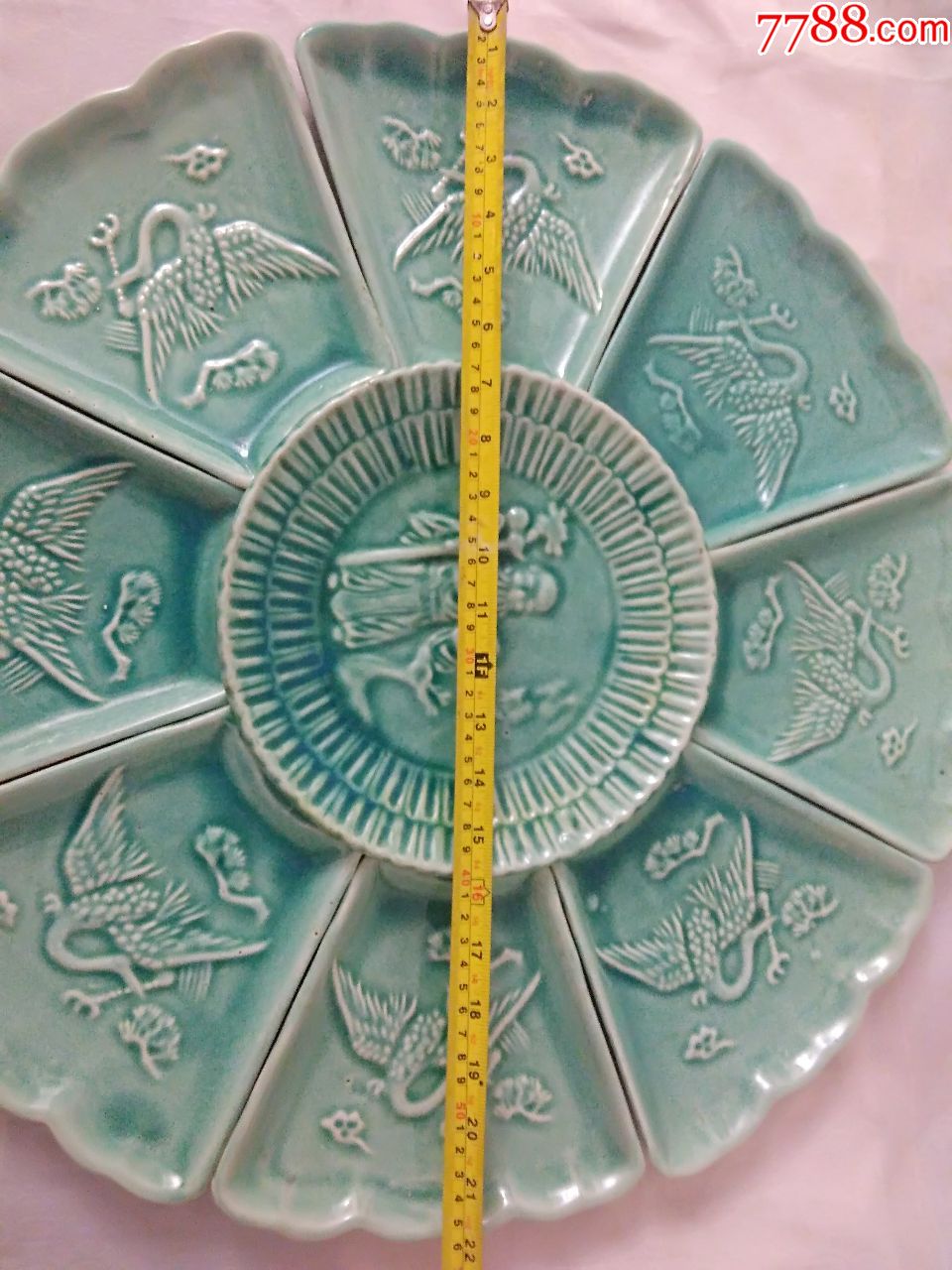 1871解放初文革寿星仙鹤纹绿釉九子拼盘