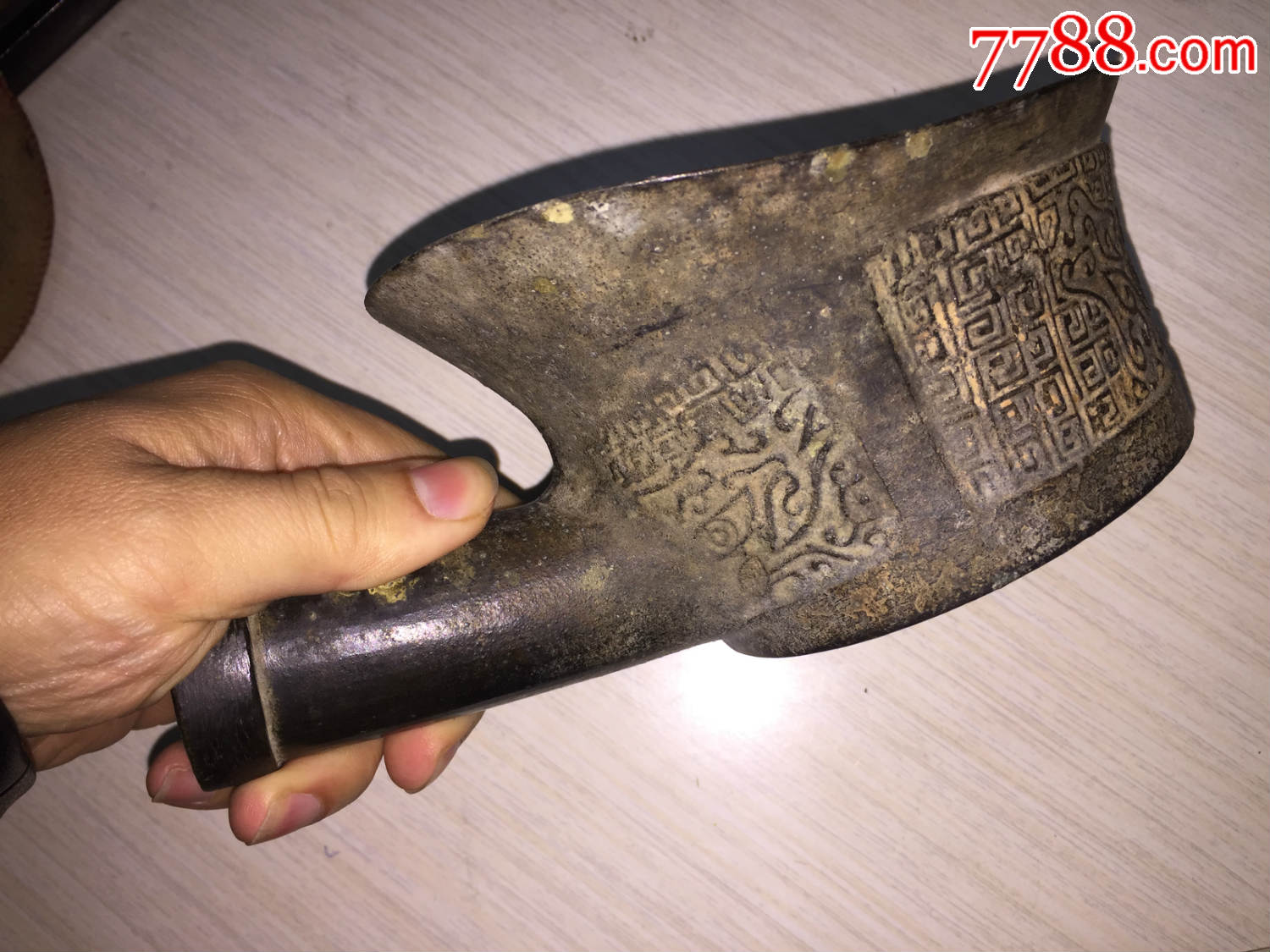 清代極厚重銅熨斗，，帶款：四義豐造，，饕餮紋圖案清晰，，同類中的極品_價格2000元_第1張_7788收藏__收藏?zé)峋€
