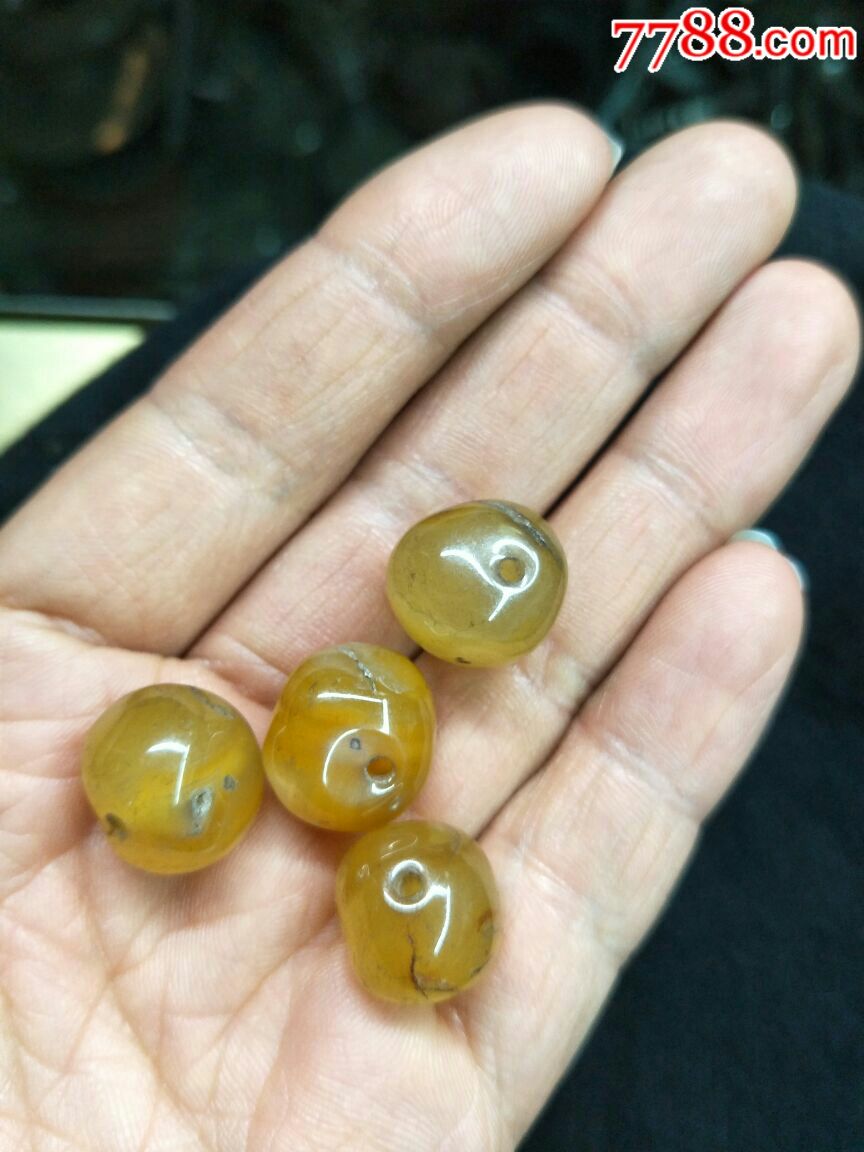 老黄玛瑙珠