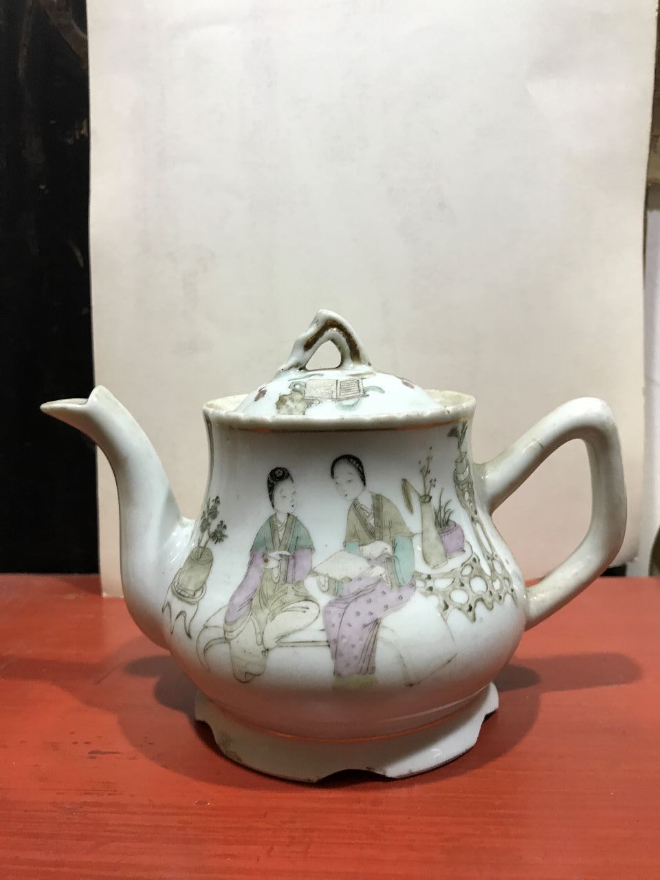 唐子桢画粉彩人物壶_彩绘瓷/彩瓷_伴云轩【7788收藏__收藏热线】