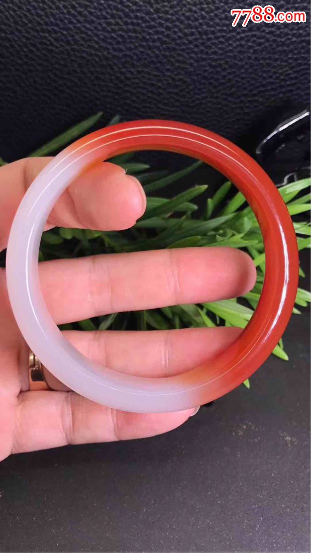 南红玛瑙荔枝冻手镯