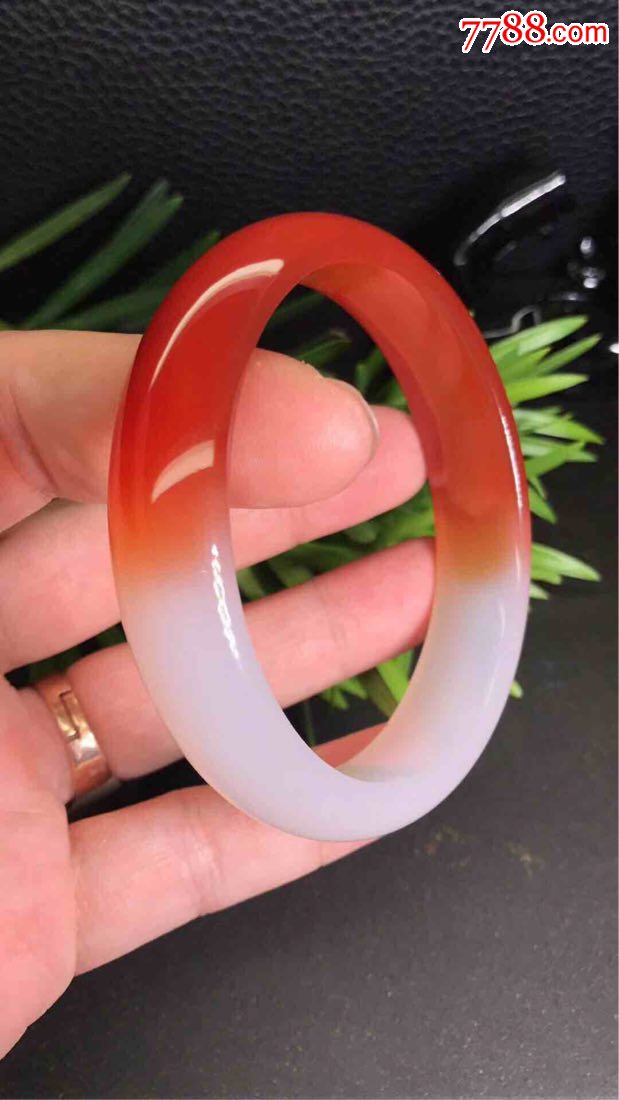 南红玛瑙荔枝冻手镯