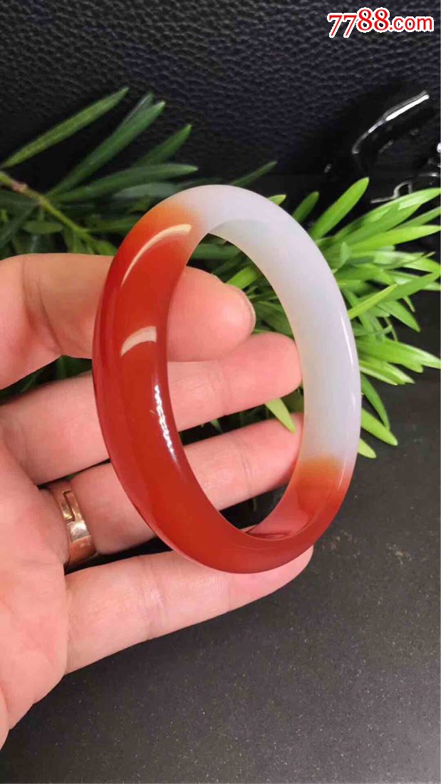 南红玛瑙荔枝冻手镯