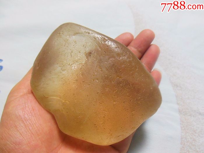 新疆宝石光原石