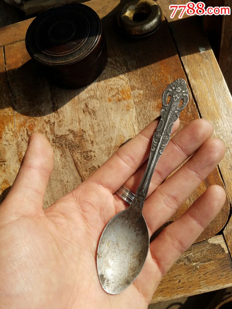 民国云南少见工艺精细老银勺子一把