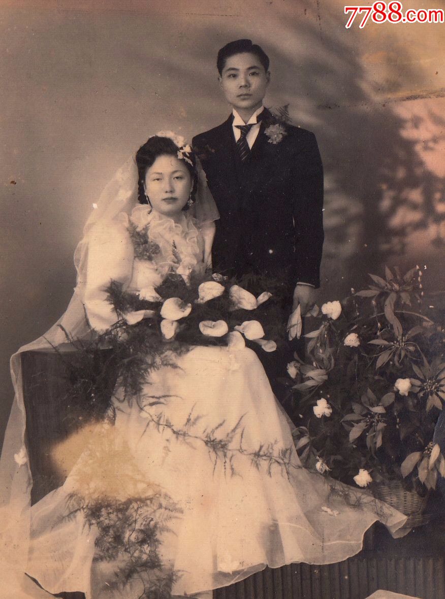 民国老照片,1944年上海蝶来照相馆婚纱照