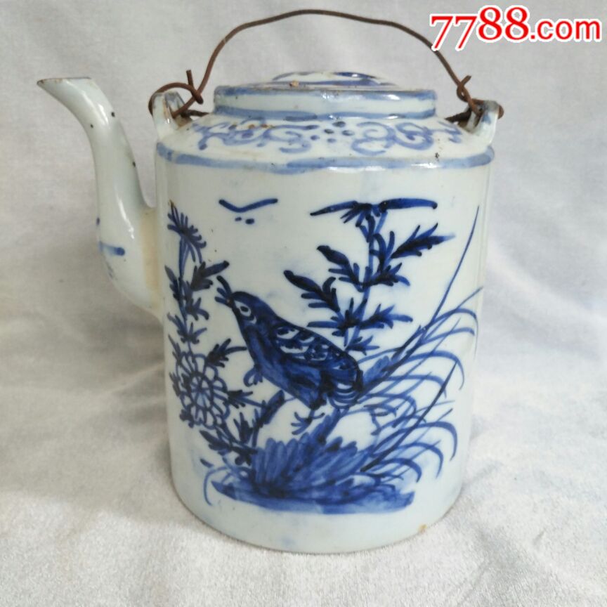 清代手绘花鸟青花提梁壶全品