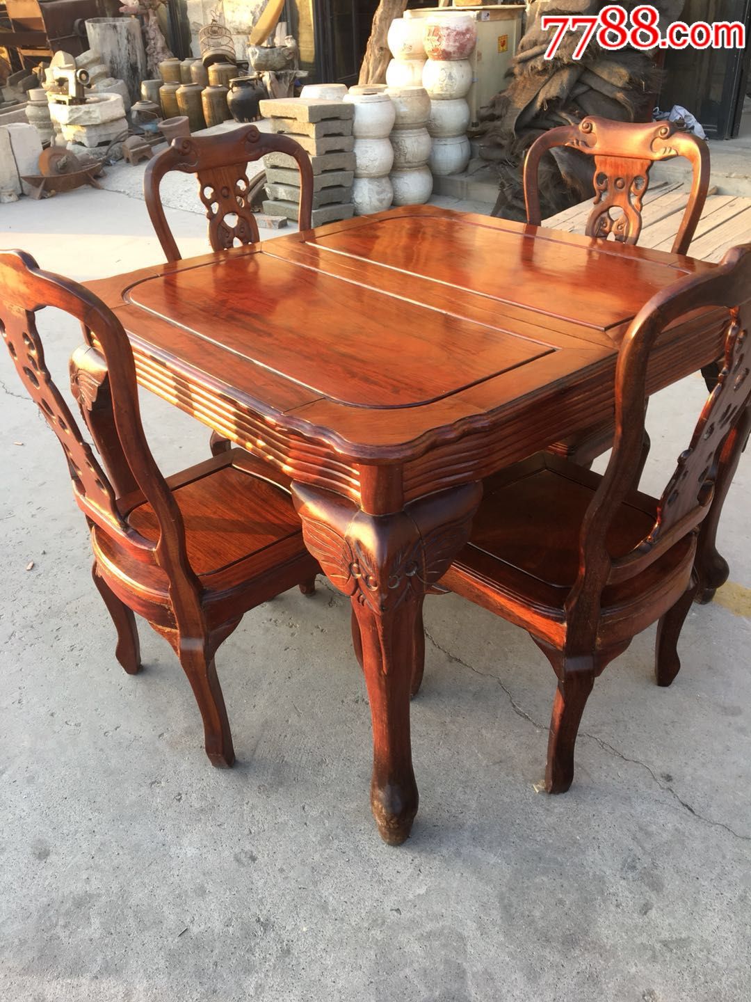 七八十年代花梨木雕刻象腿餐桌五件套,做工精细,包浆浑厚,纹理清晰