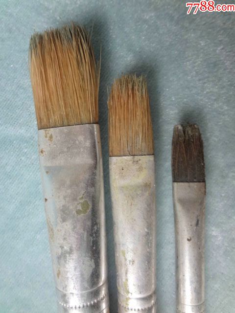 xb-大中小扁头老毛笔或排笔3支合出,品相良好