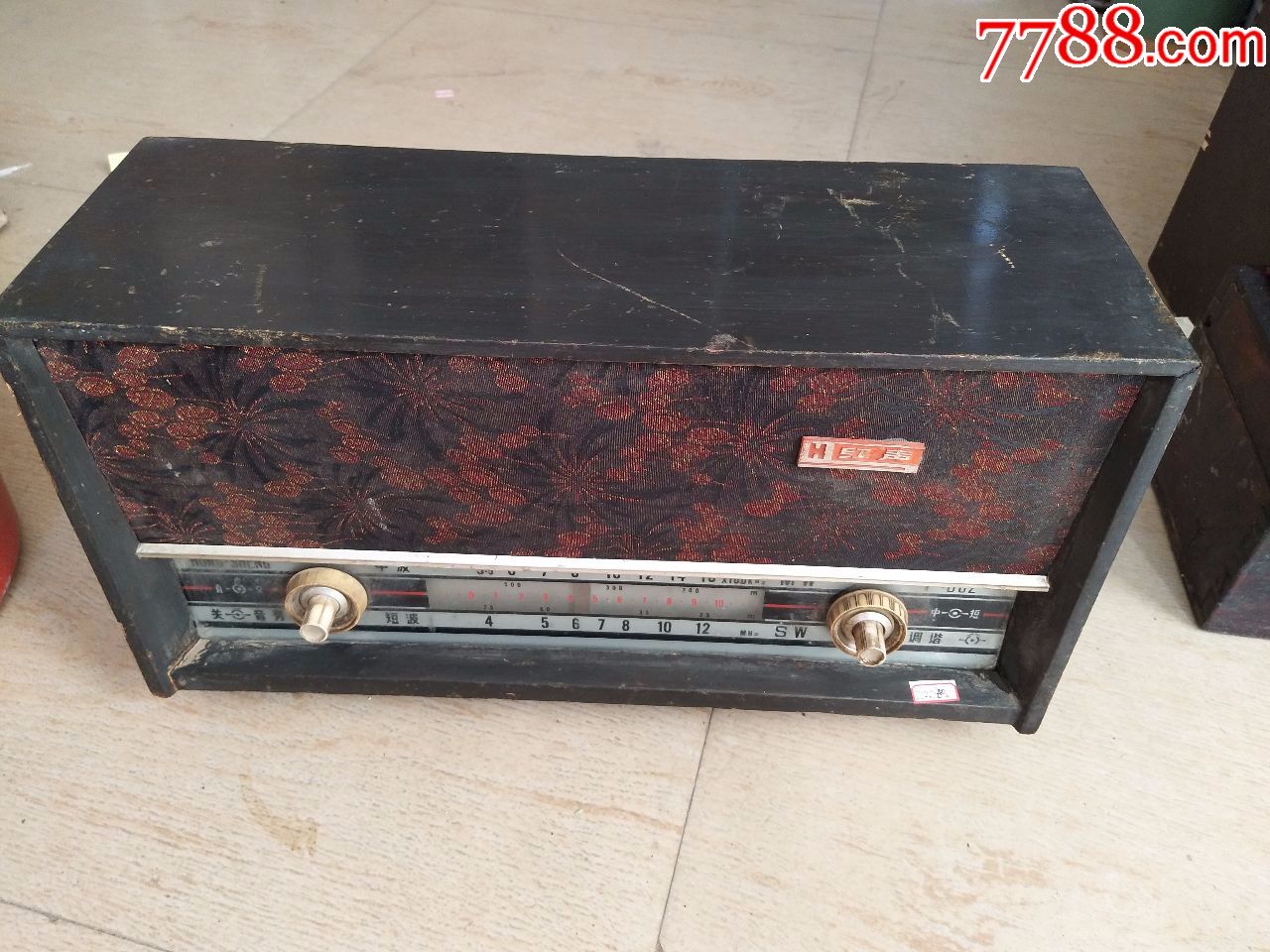 古董民俗文化大革命老旧物件二手怀旧老木壳收音机戏匣子712lya3