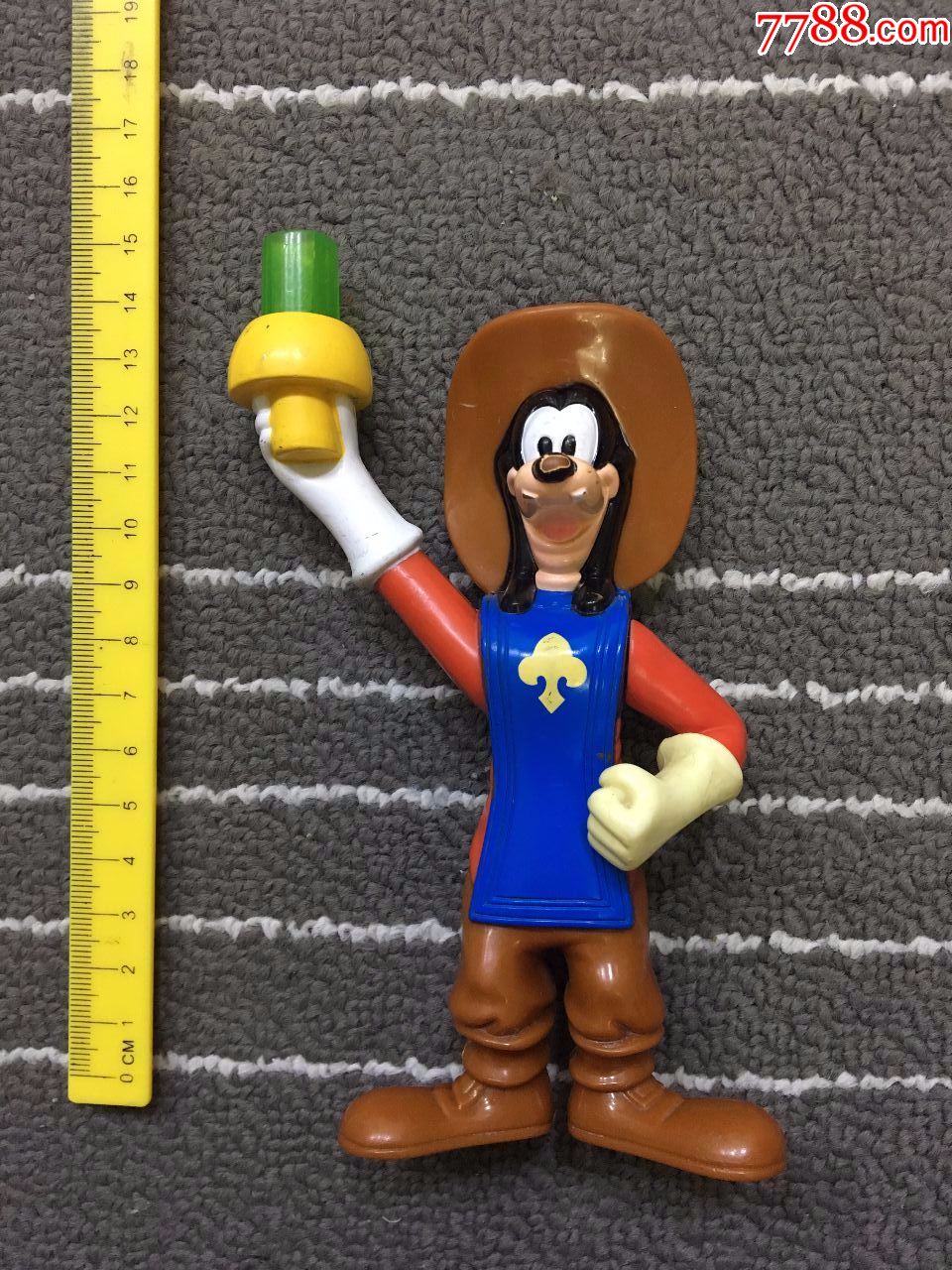 2004年麦当劳玩具-迪士尼高飞