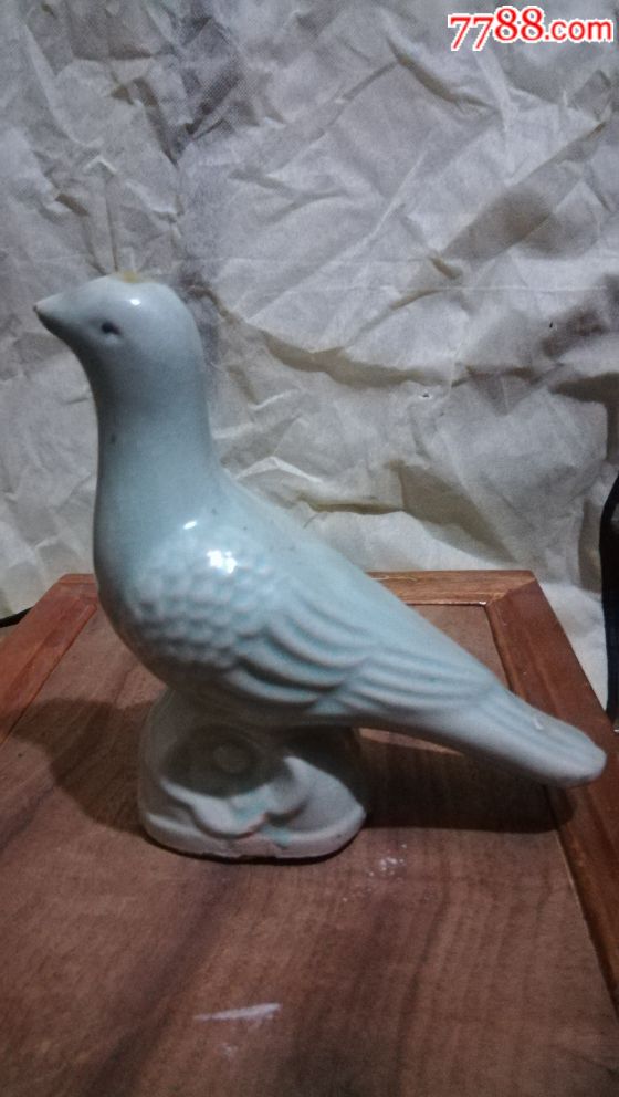 七十年代浅绿釉和平鸽…和平年代珍惜和平!