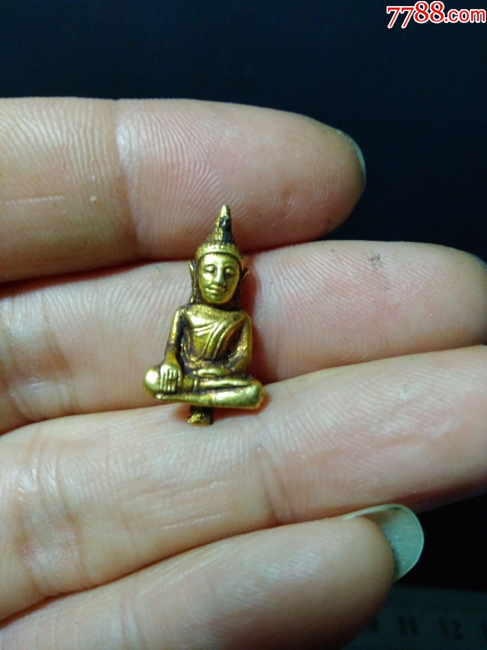 超袖珍包金老佛像少见