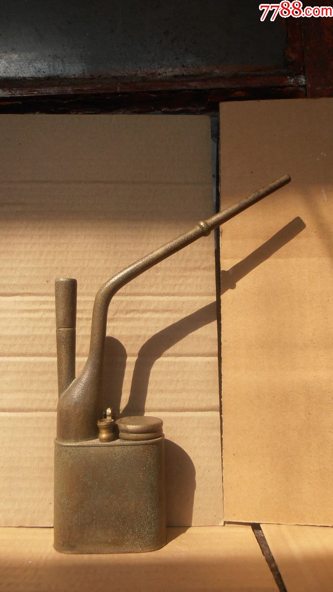 包浆厚重的白铜水烟袋