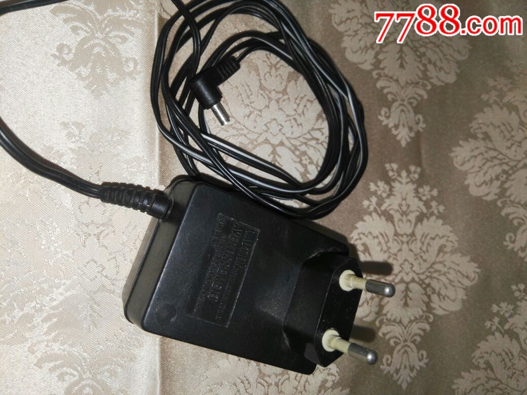 索尼原装cd机电源4.5v(台湾产,外壳裂)