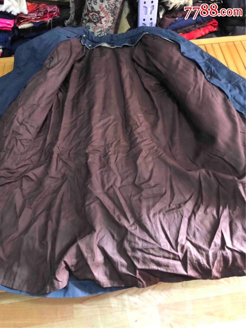 老式迪卡狗皮大衣