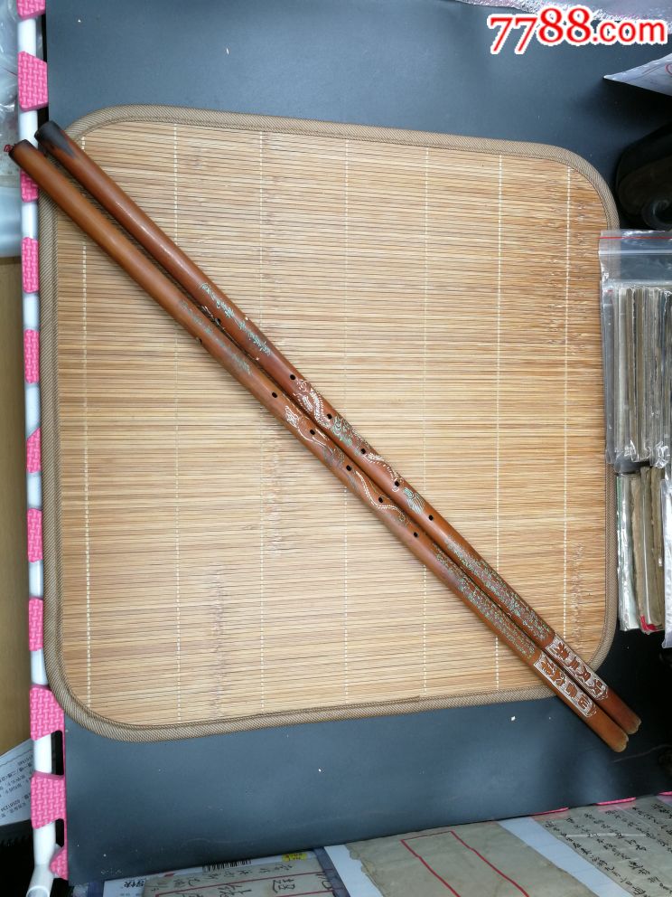 民国时期玉屏谢嵩山造扁箫一对!刻工精美,难能可贵