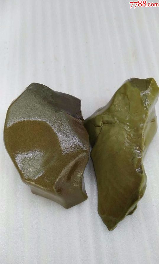 天然戈壁绿泥石一对