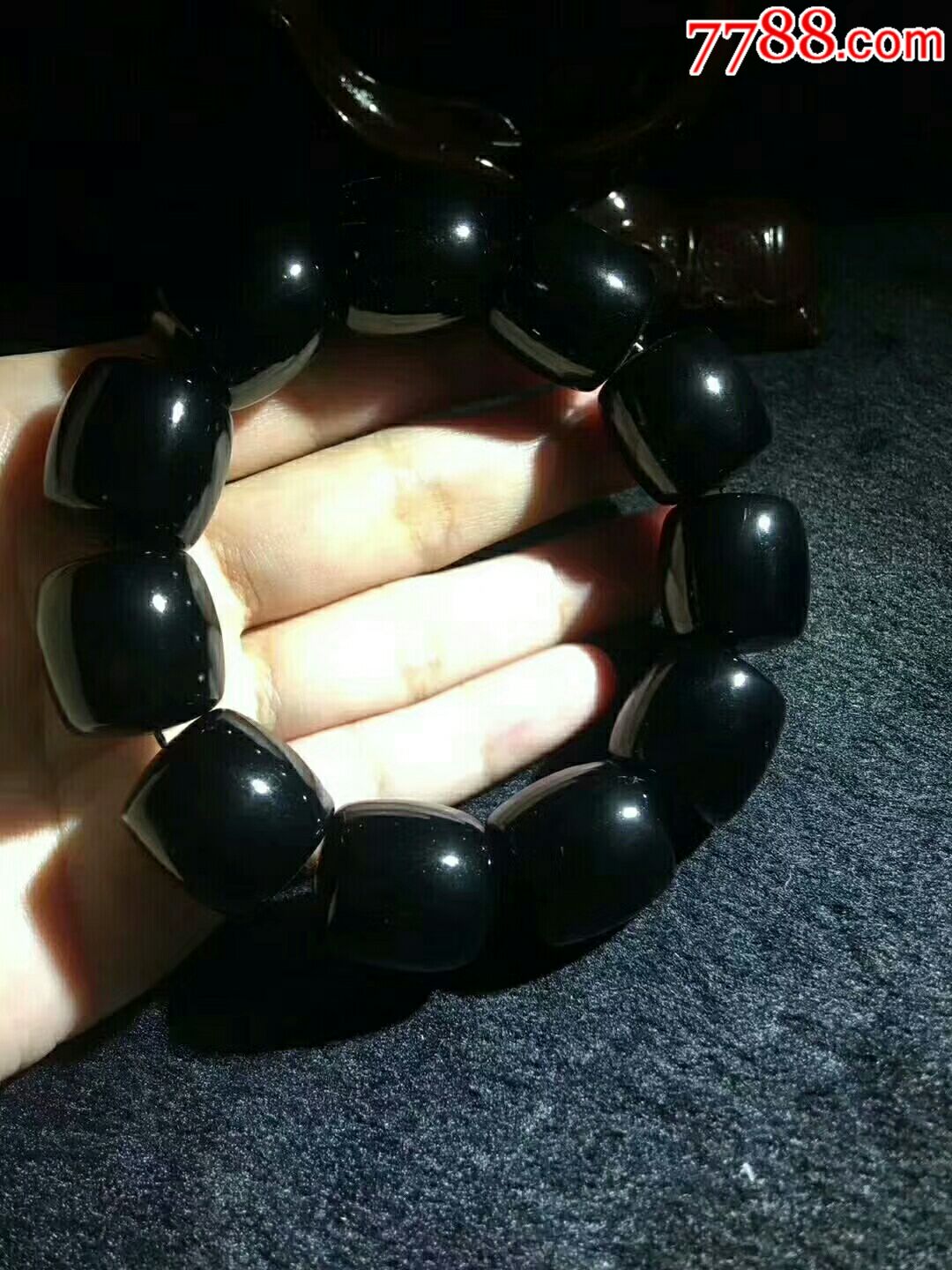  !doctype html>  html lang="en">  head>      