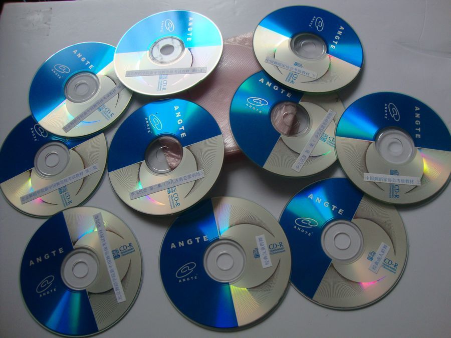 【中国舞蹈家协会和北京舞蹈学院等考级教材】