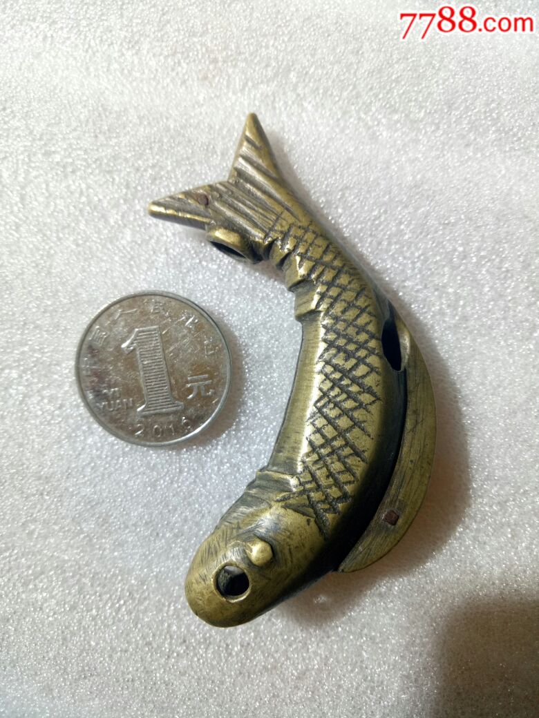 清代黄铜鱼形挂件