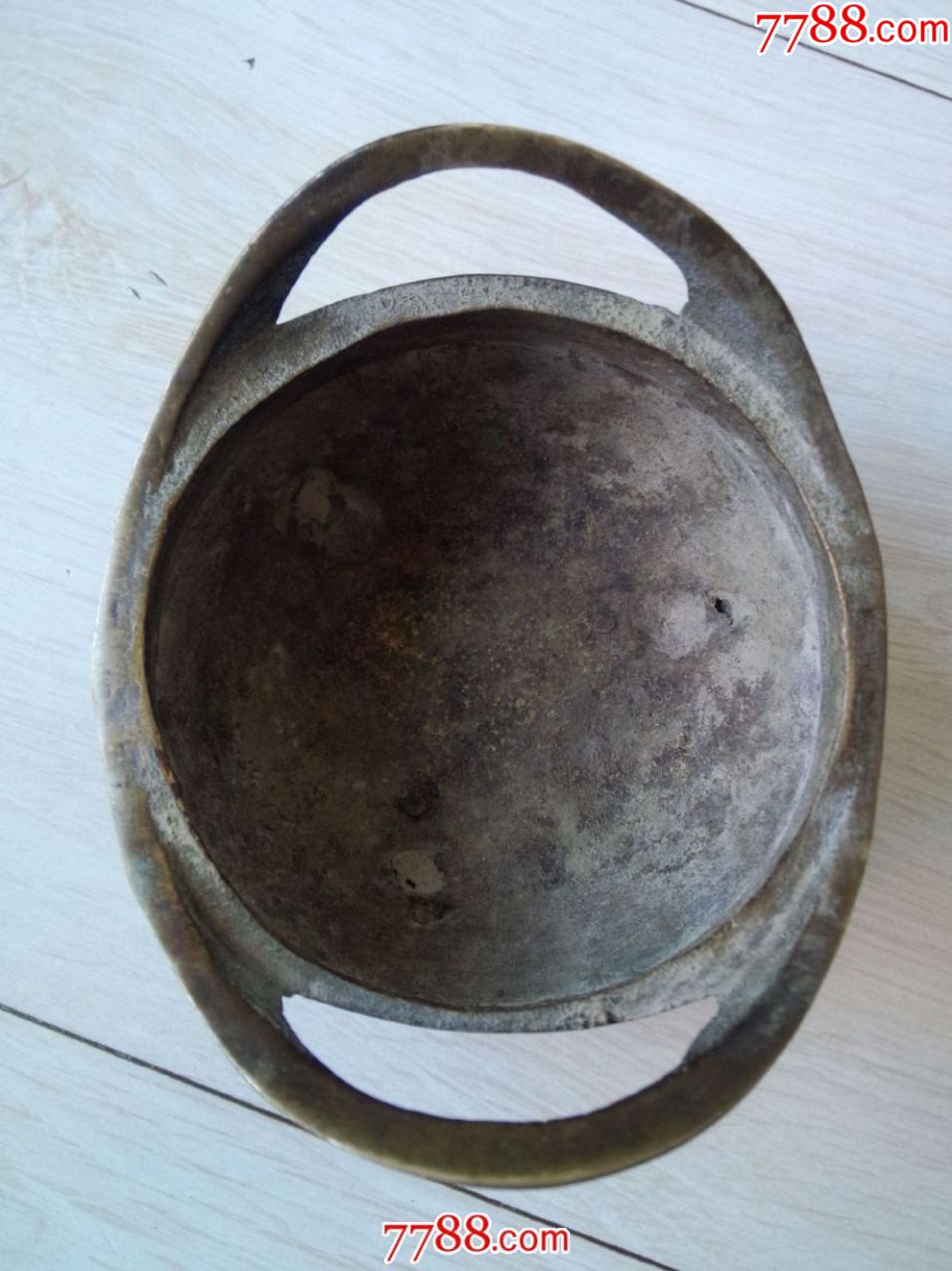 民国至建国初好品厚重铜香炉一个