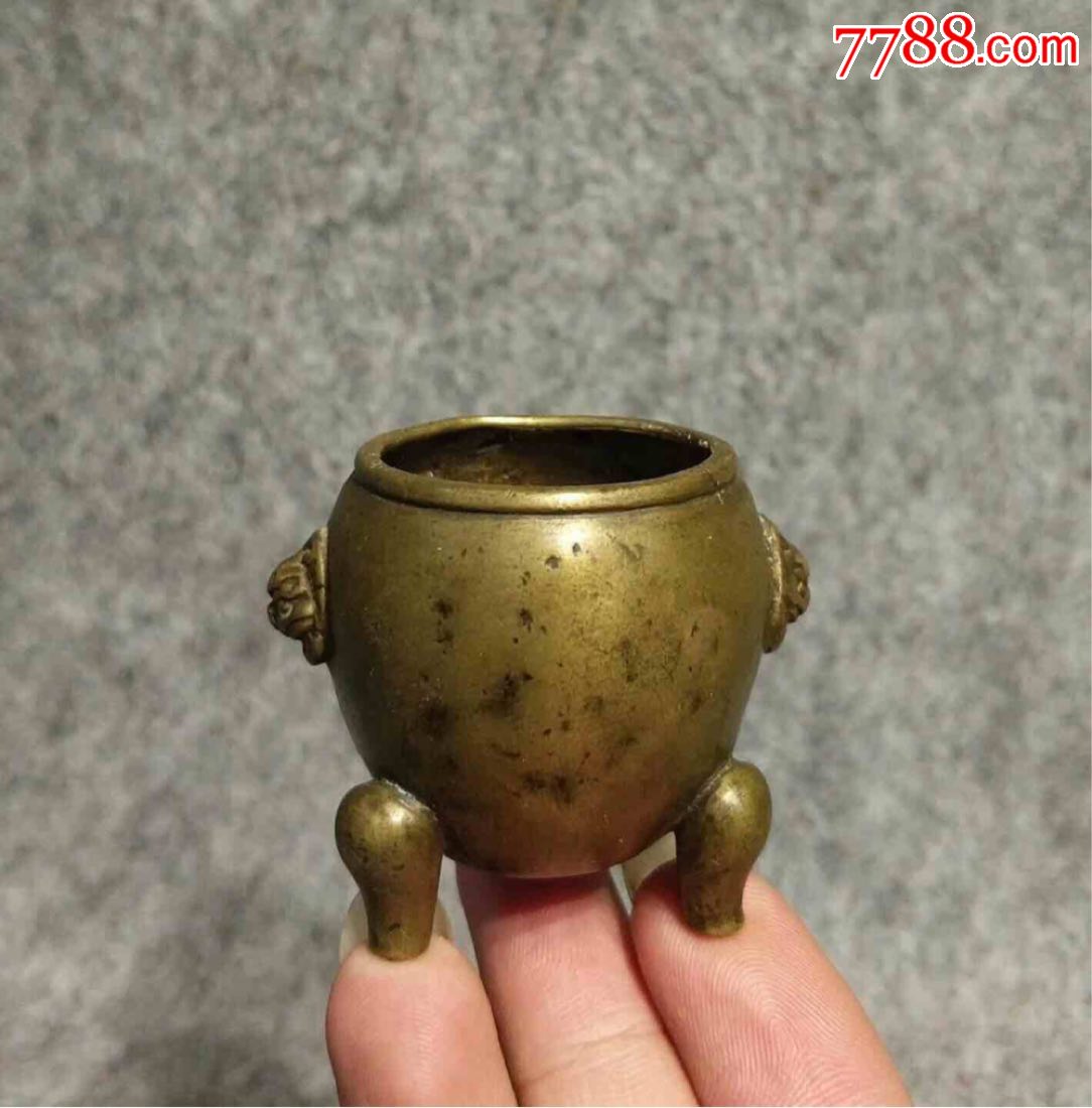 清代三足琴炉,造型精致,双狮耳非常精致,惜老补,口径3.5厘米重50.3克