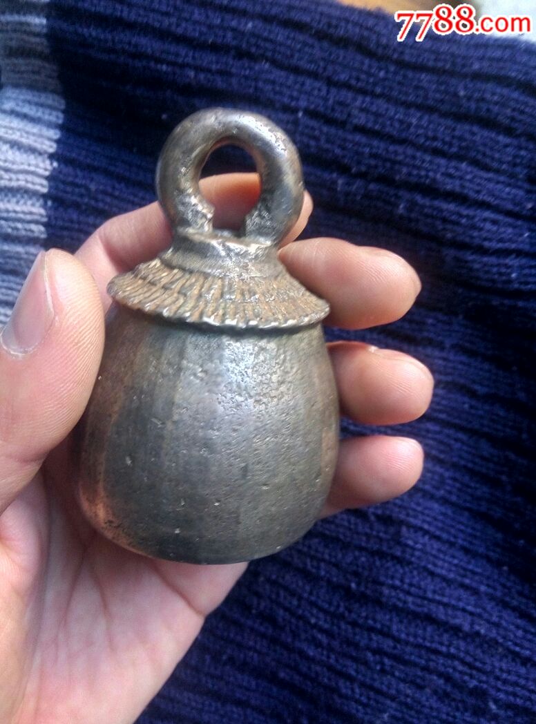 青铜铃铛老的